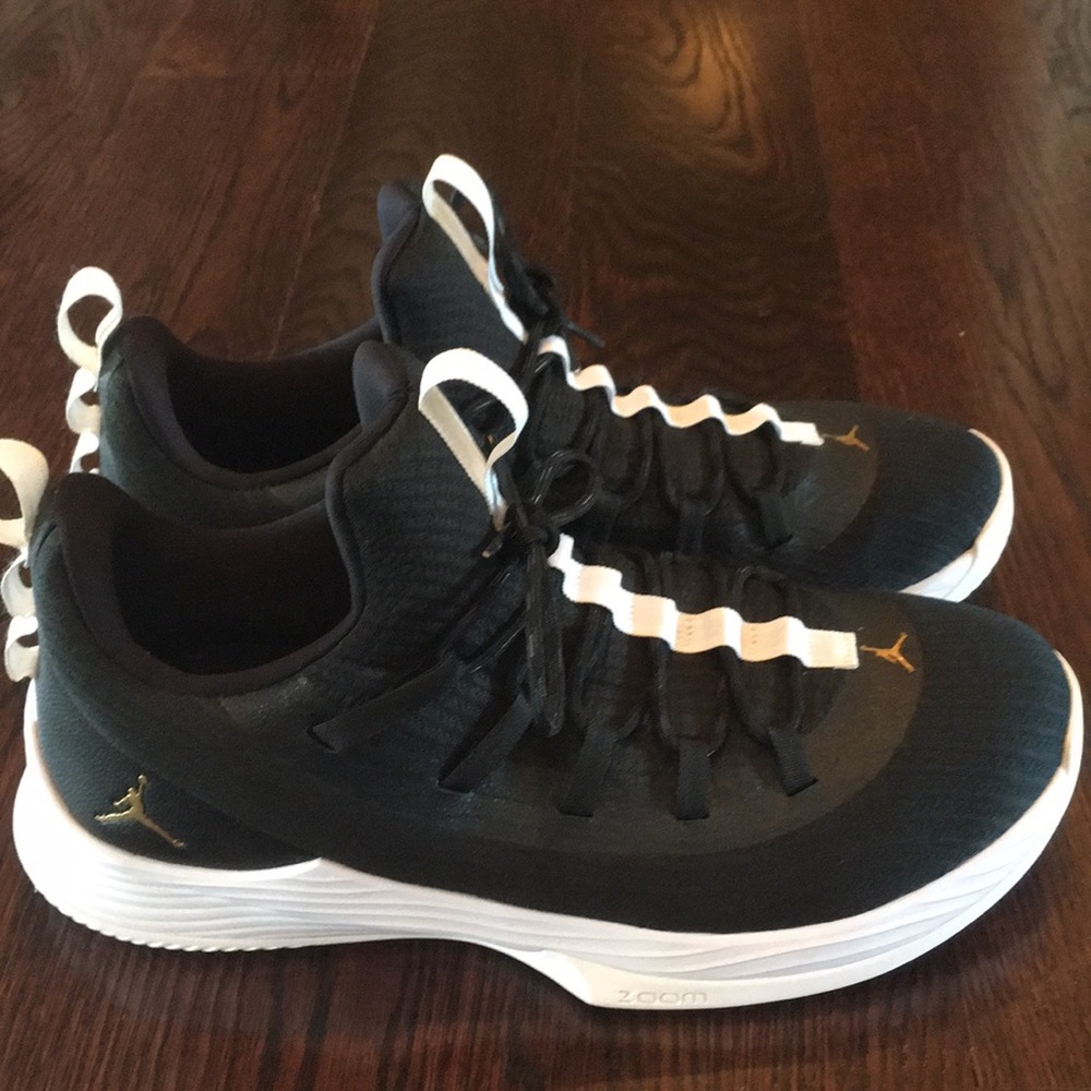 Jordan Ultra Fly 2 Low Men’s Basketball Shoes